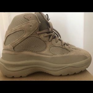 YEEZY SEASON ADIDAS DSRT BOOT